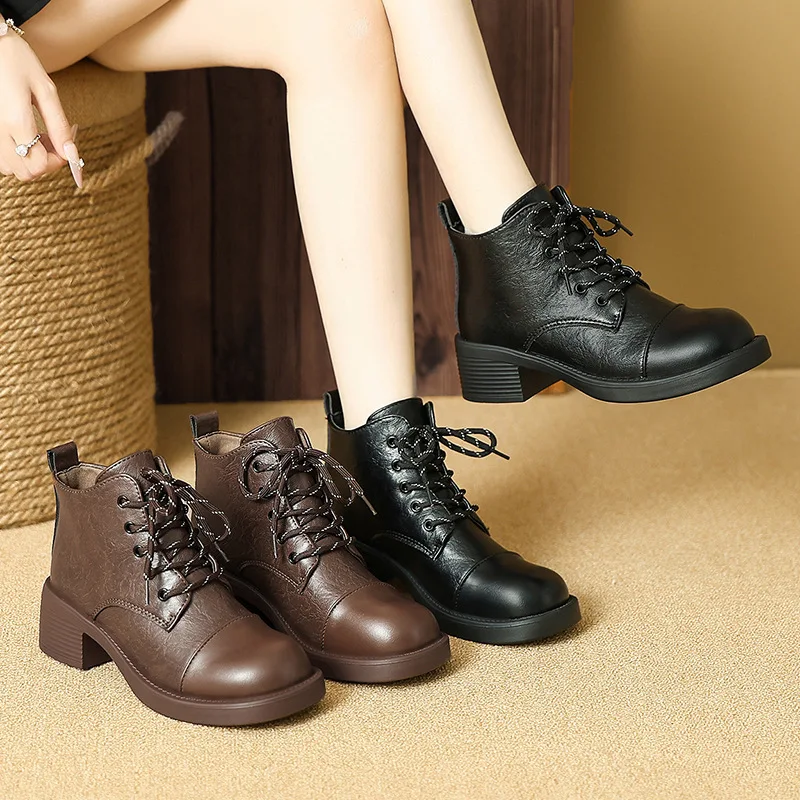 Vintage Outdoor Fashion - Sepatu Bot Pendek Wanita Musim Gugur