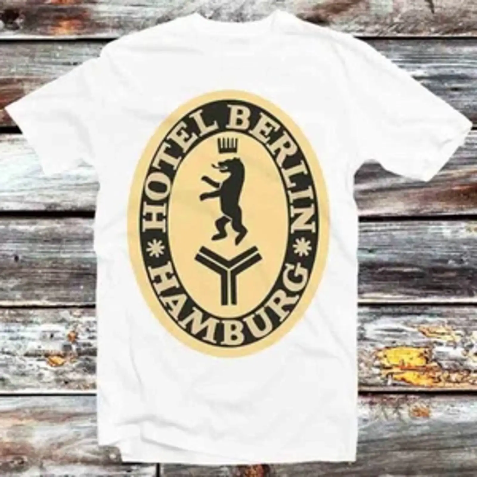 Kaos Logo Hotel Berlin Hamburg - Vintage Fashion Hamburg ulasan dan harga