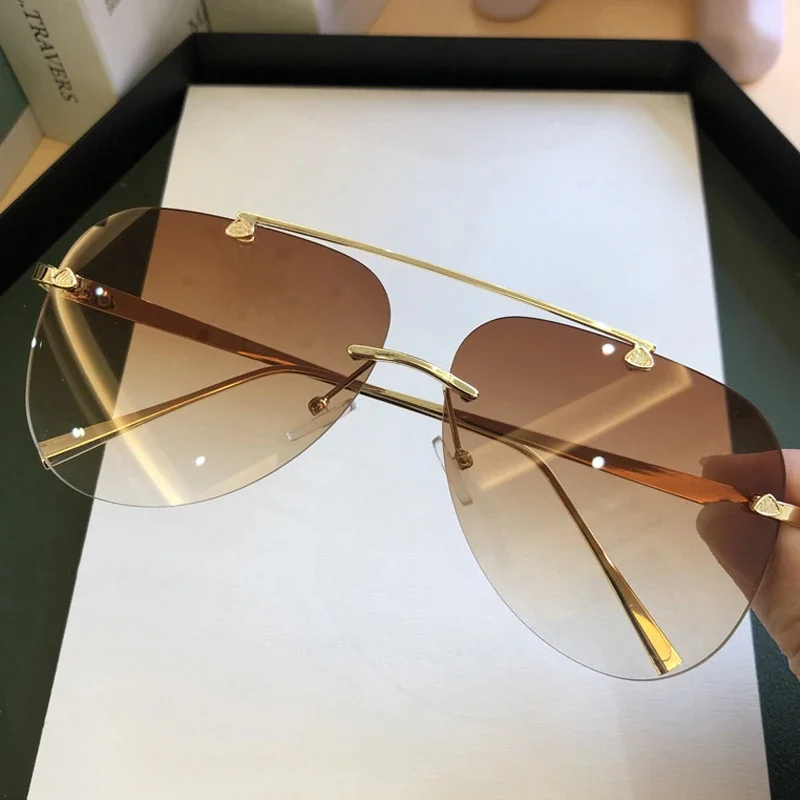 Kacamata Hitam Pilot Penerbang - Vintage Fashion Enthusiasts ulasan dan harga